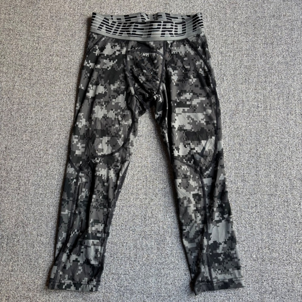 Nike Pro Hypercool Compression Digital Camo Nike Tights Mens S Grey 3/4 Legging